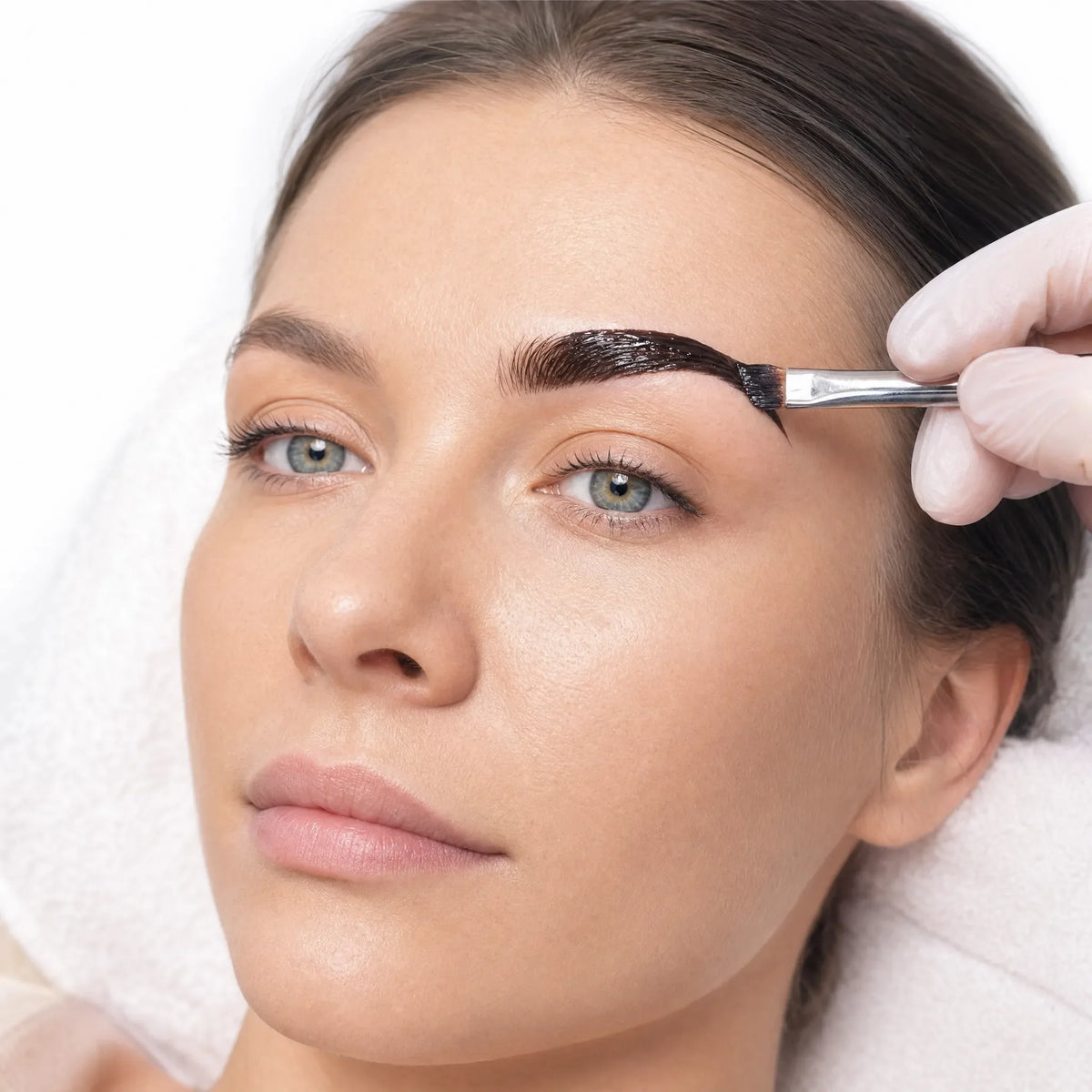 Eyebrow Tinting