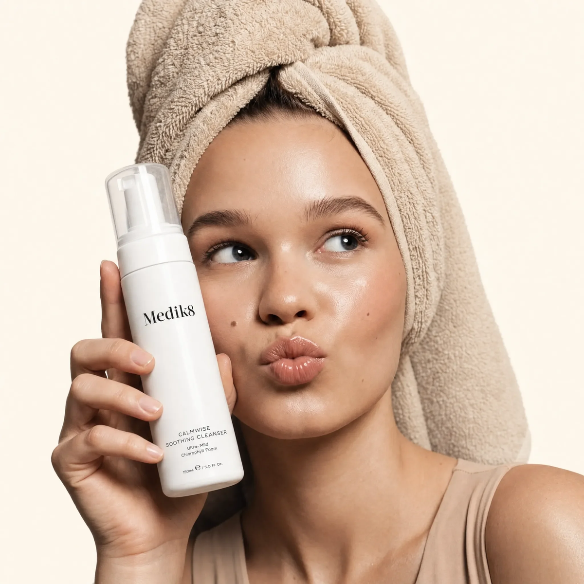 Medik8 Calmwise™ Soothing Cleanser