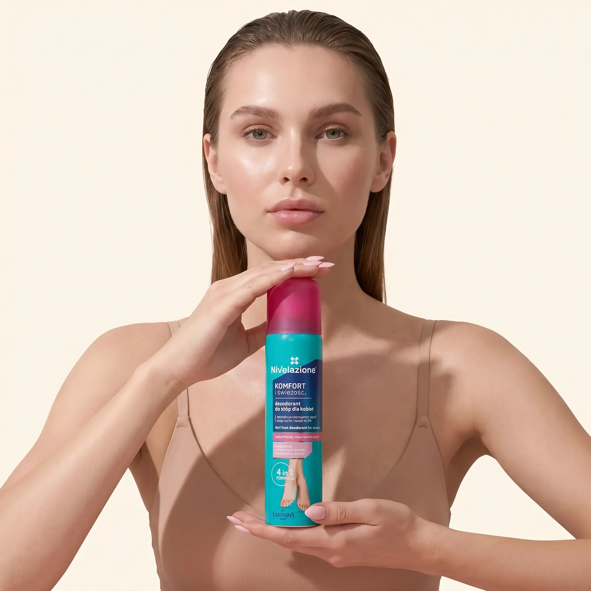 Farmona Nivelazione Comfort & Freshness 4 in 1 Foot Deodorant for Women 180ml